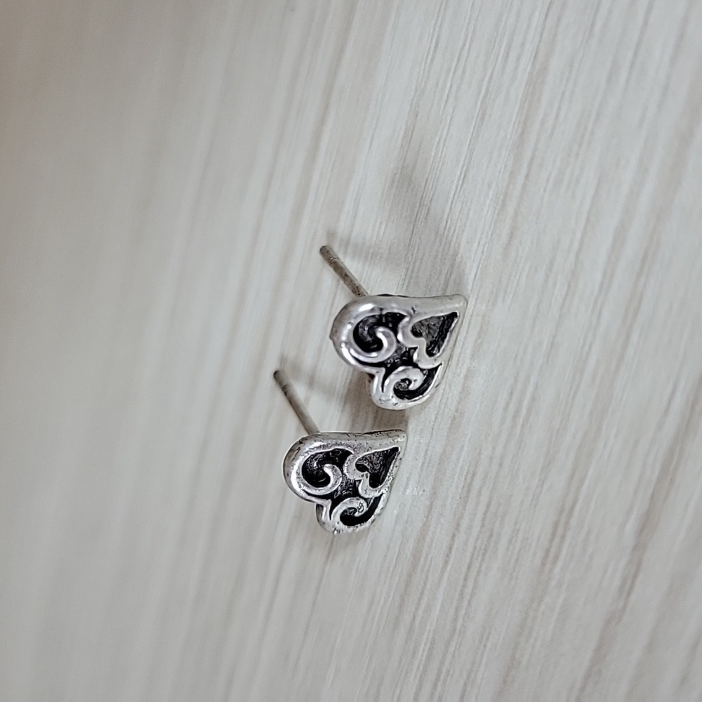 Sterling Silver Dainty Heart Stud Earrings, S925 - Picture 5 of 6
